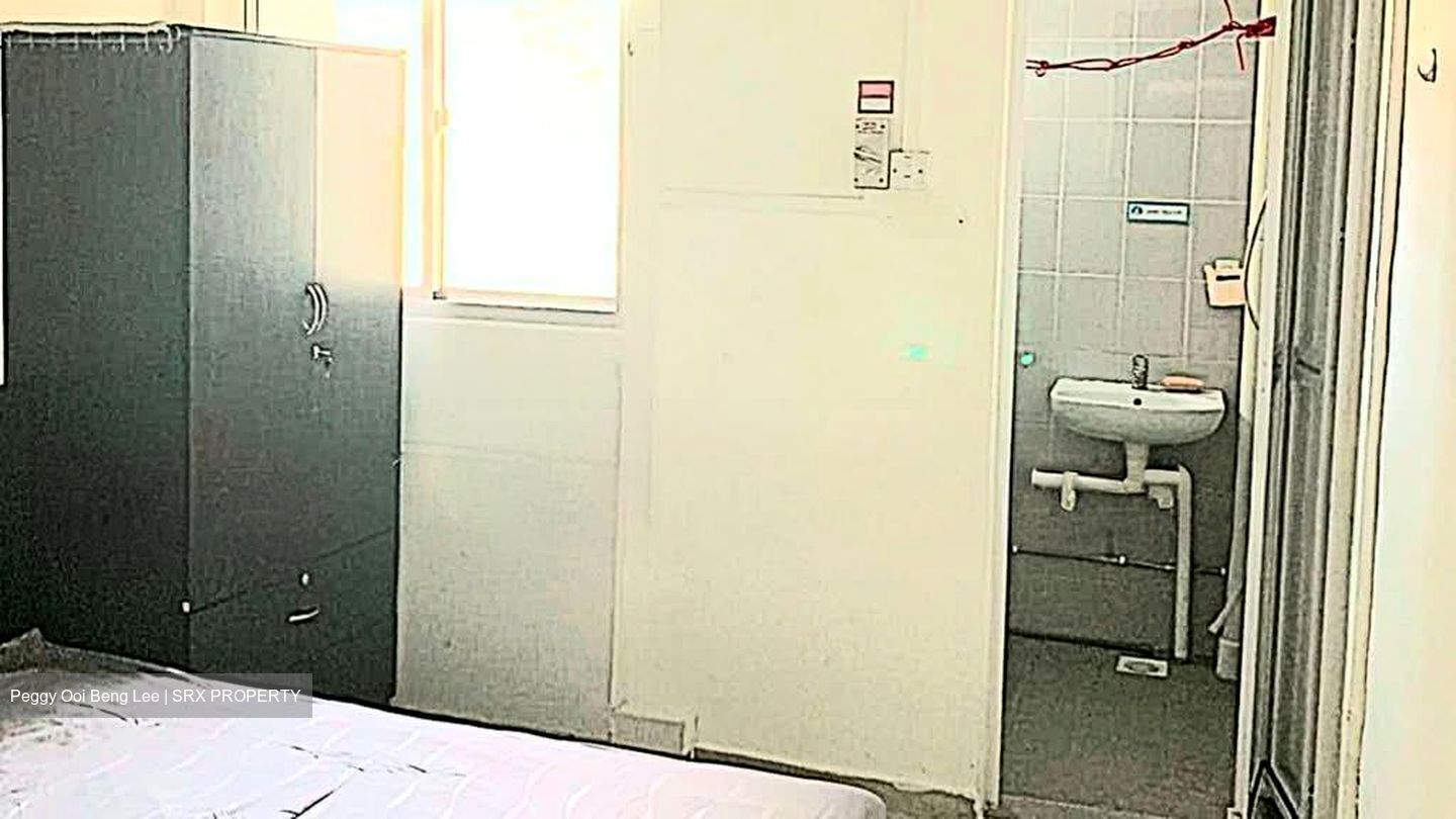 Blk 728 Ang Mo Kio Avenue 6 (Ang Mo Kio), HDB 3 Rooms #563934201